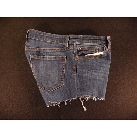 Vintage GAP Womans CUTOFF JEAN SHORTS W 30 MEASURED Daisy Dukes Blue Denim Stret - Picture 3 of 8